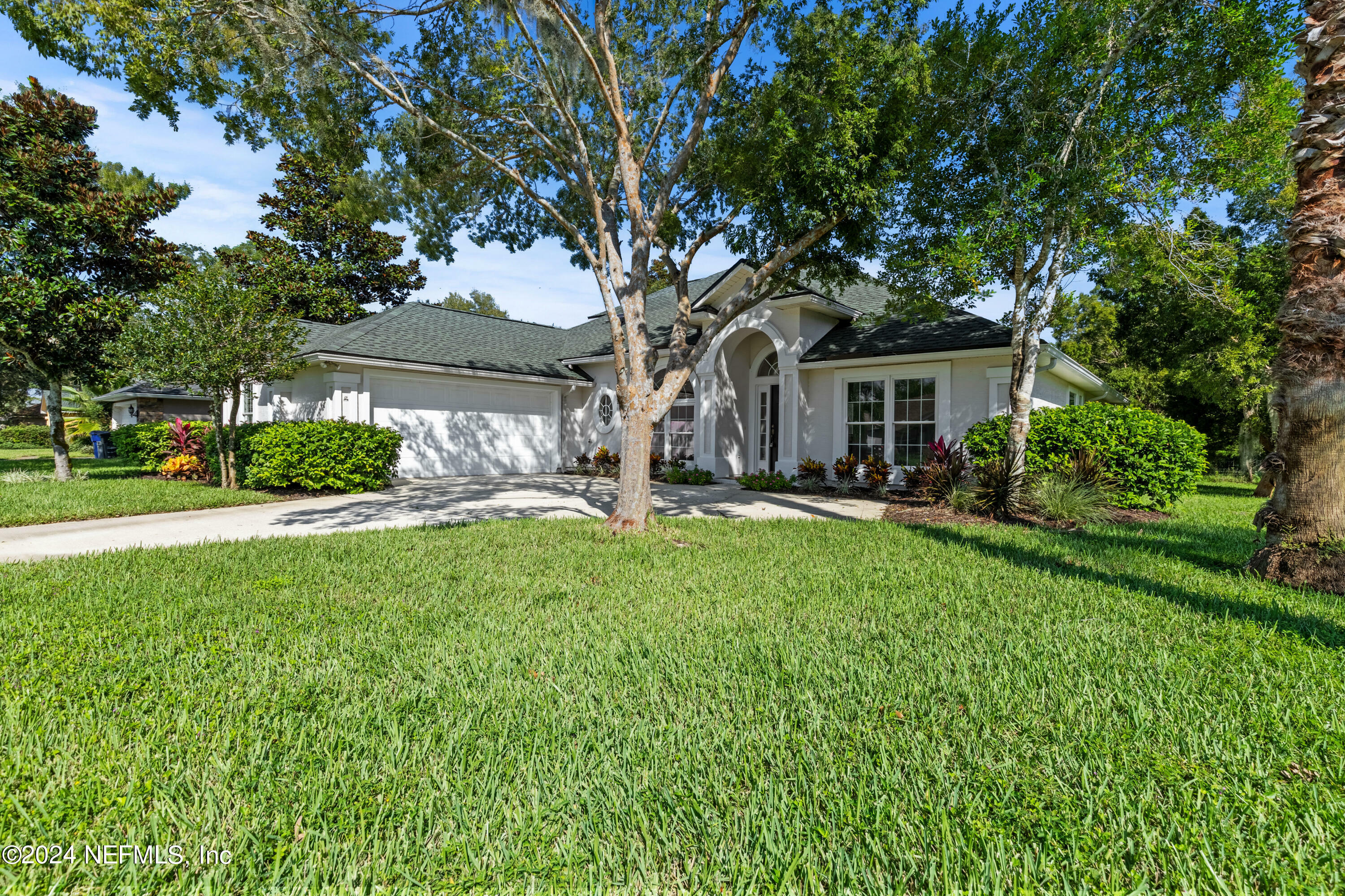 Property Photo:  156 Bilbao Drive  FL 32086 