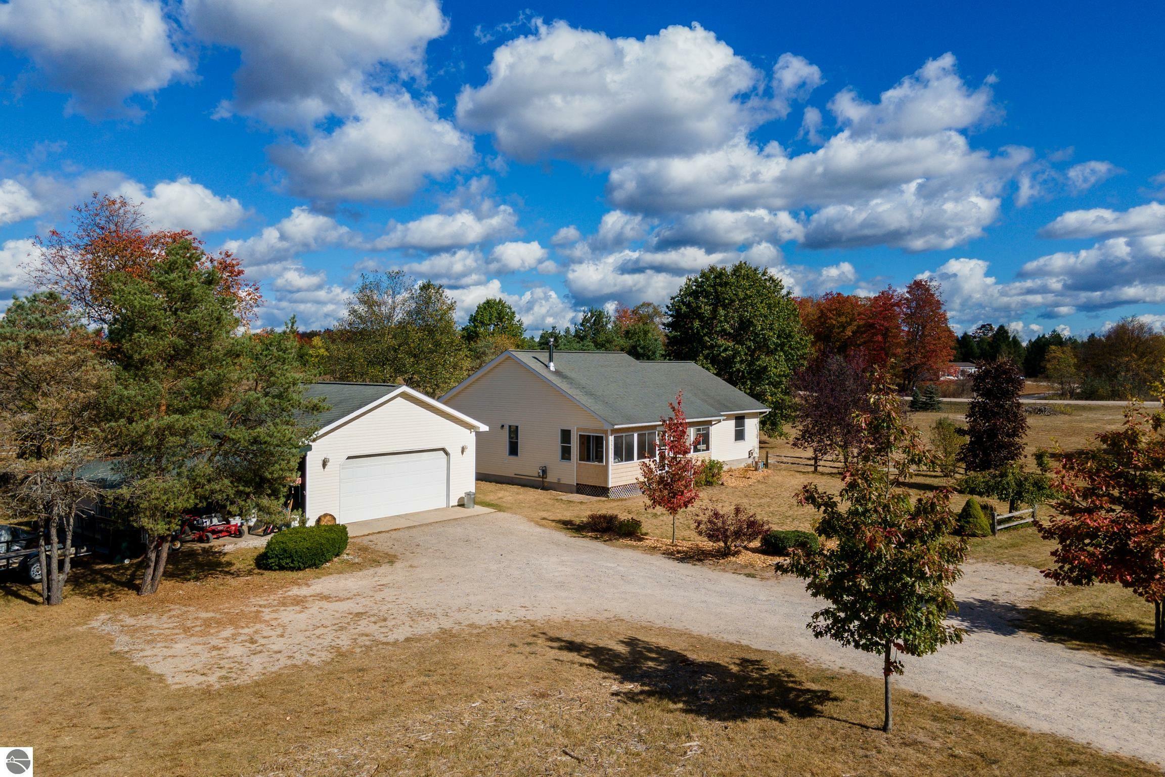 Property Photo:  17444 Fewins Road  MI 49643 