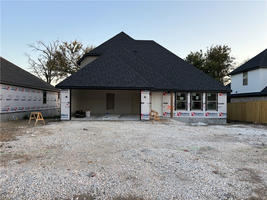 Property Photo:  702 W Taylor Street  AR 72761 