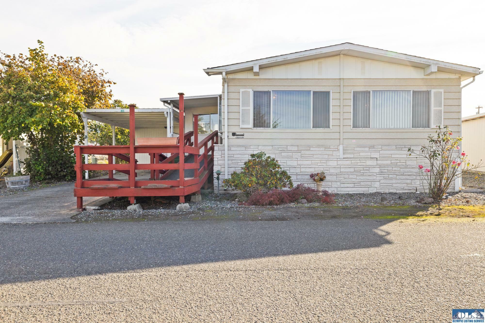 Property Photo:  39 Juniper Mobile Estates  WA 98382 