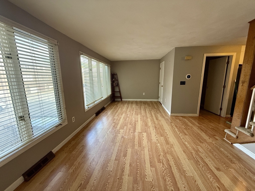 Property Photo:  281 Boylston St J  MA 01852 