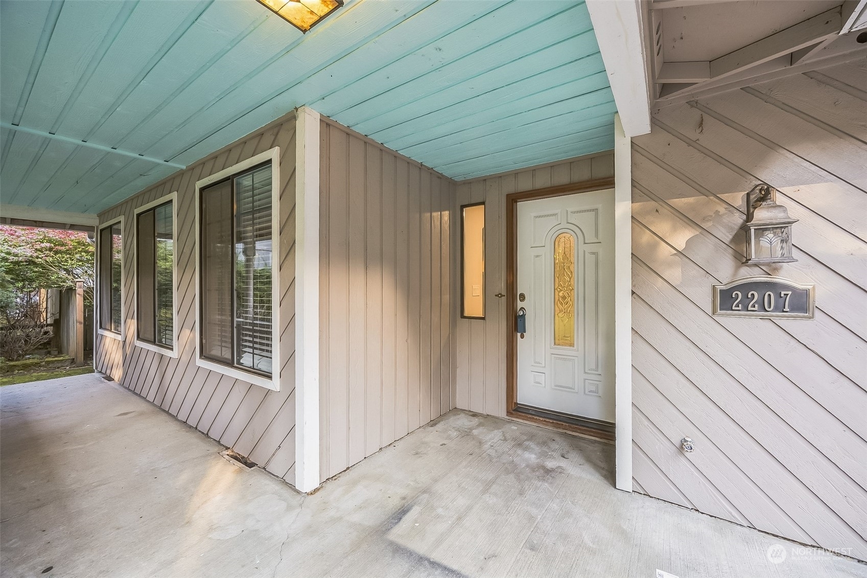 Property Photo:  2207 33rd Avenue SE  WA 98374 