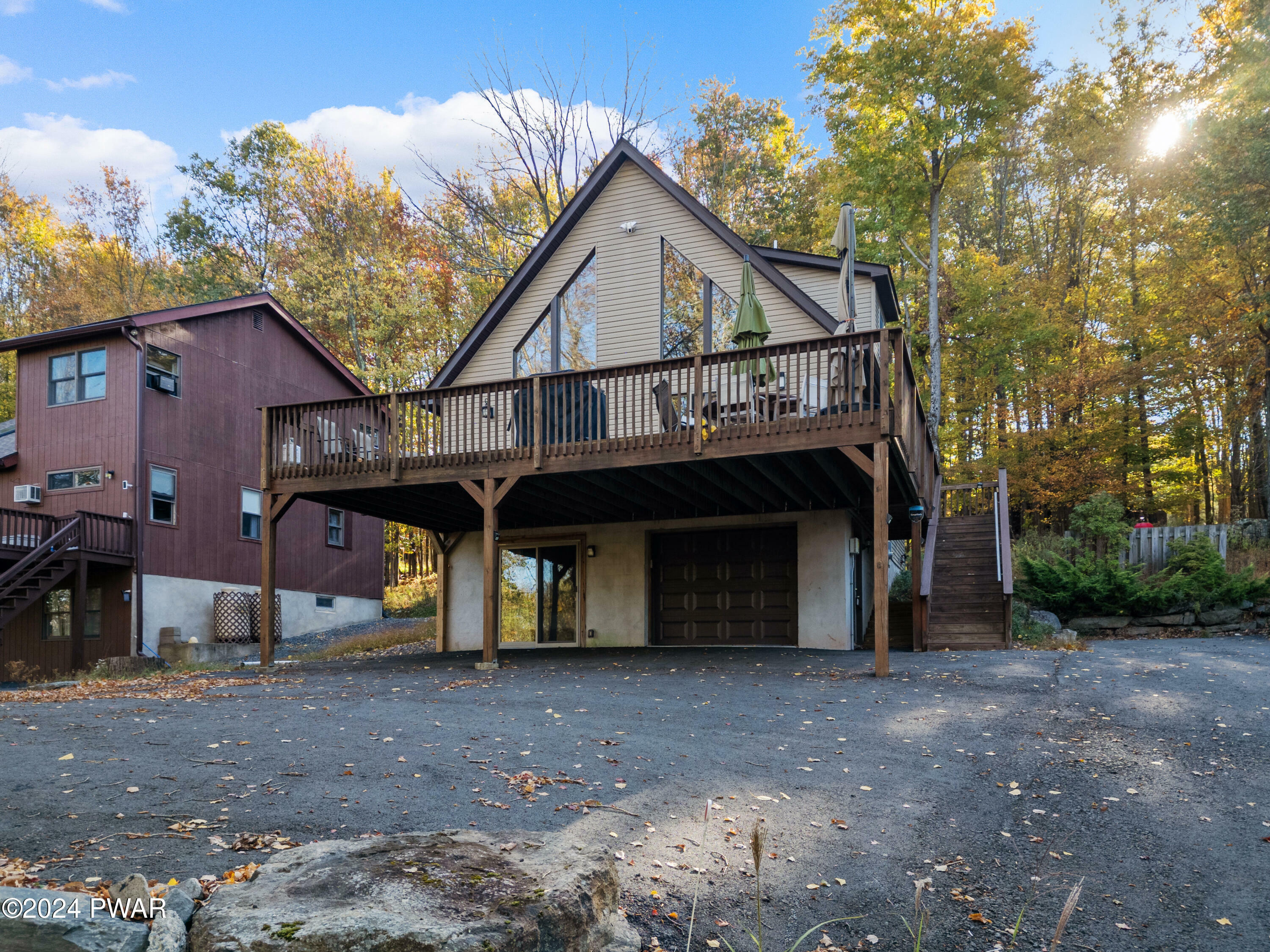 Property Photo:  2011 Roamingwood Road  PA 18436 