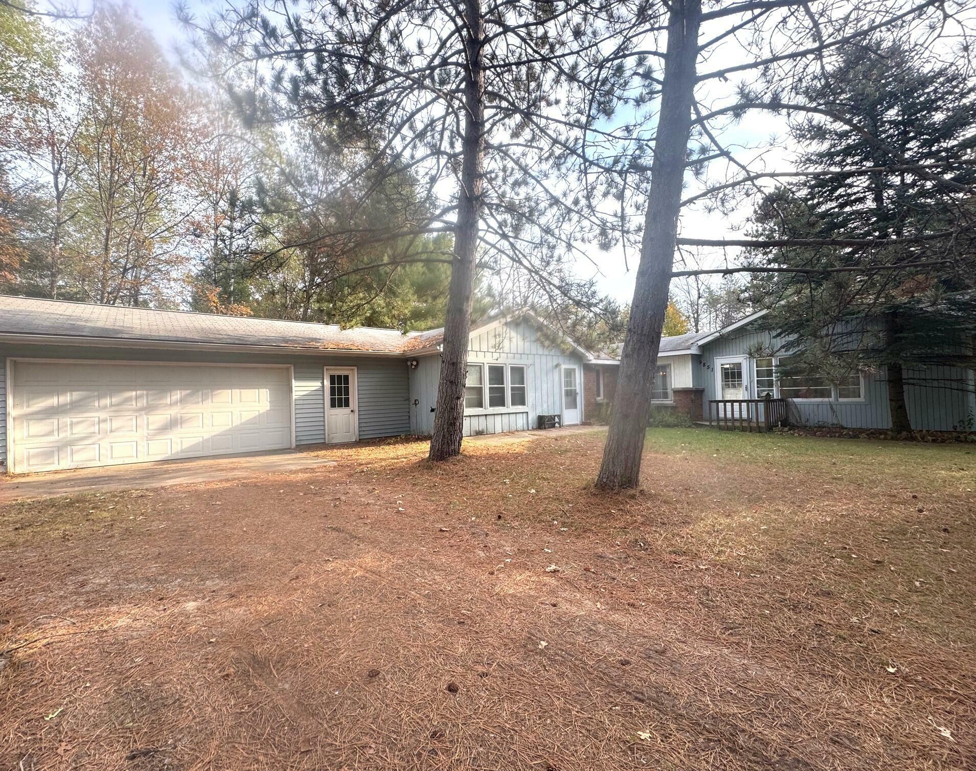 Property Photo:  9851 S Oak Road  MI 48653 