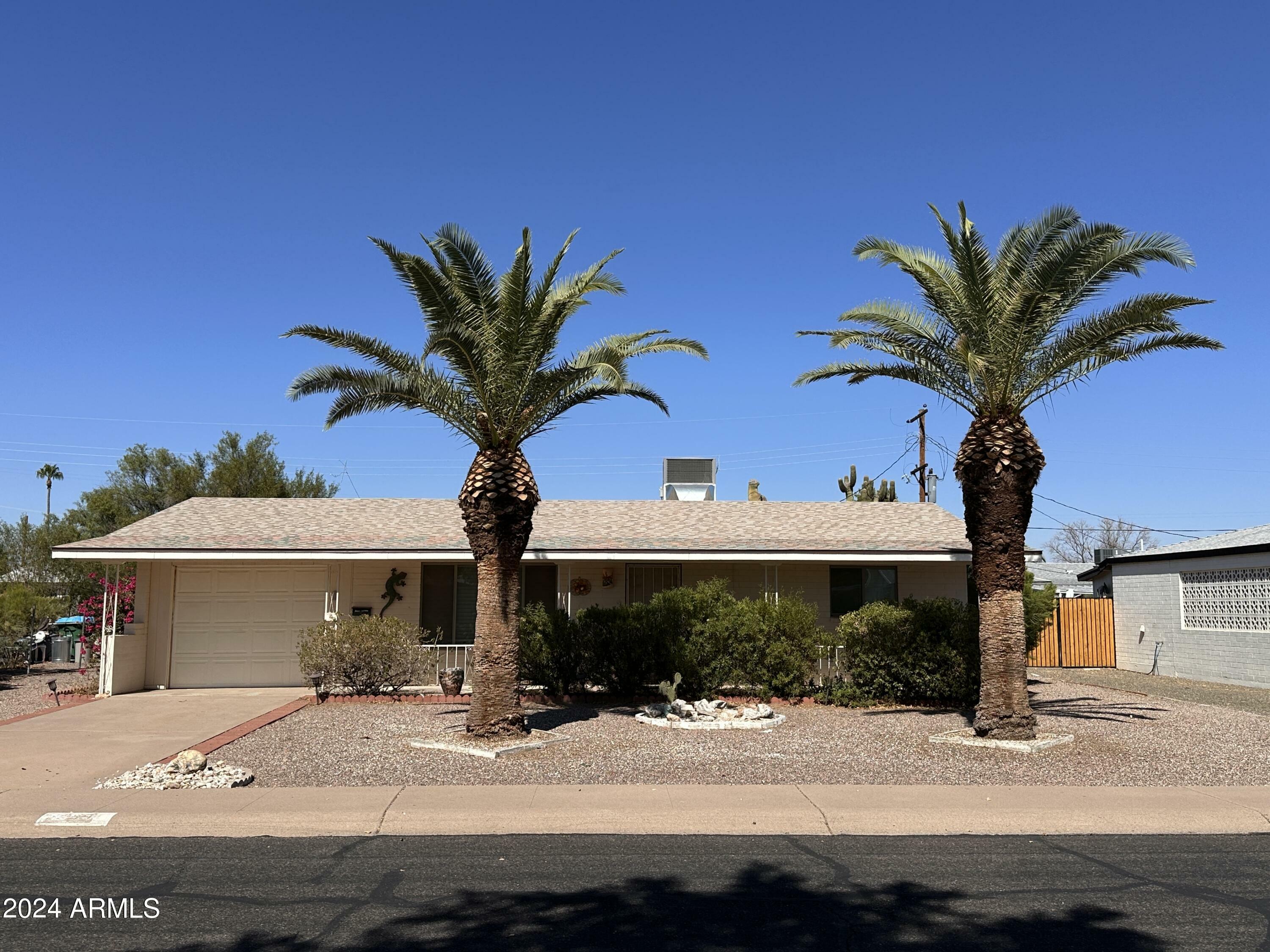 Property Photo:  5254 E Cicero Street  AZ 85205 