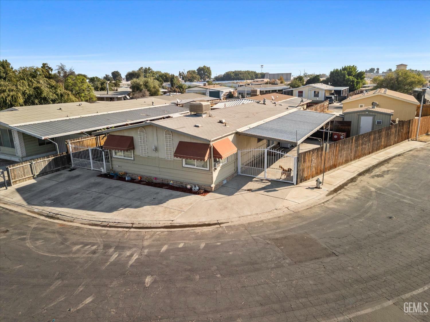 Property Photo:  3601 S Chester Avenue 54  CA 93304 