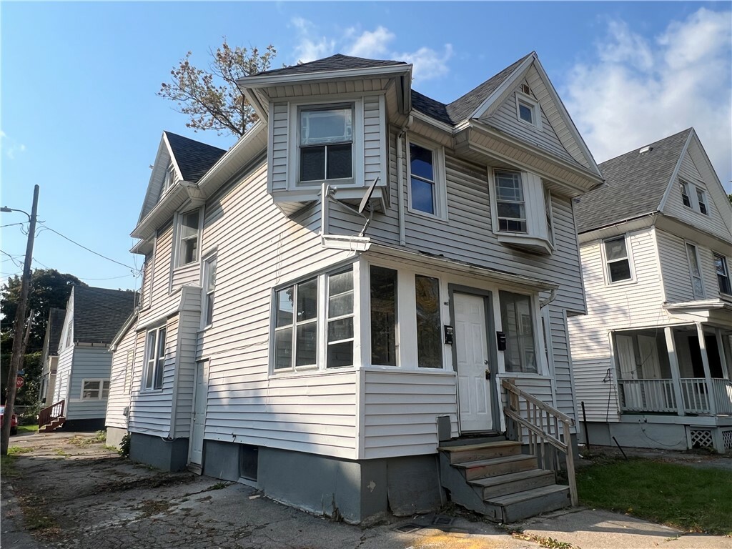 Property Photo:  239 Saratoga Avenue  NY 14608 