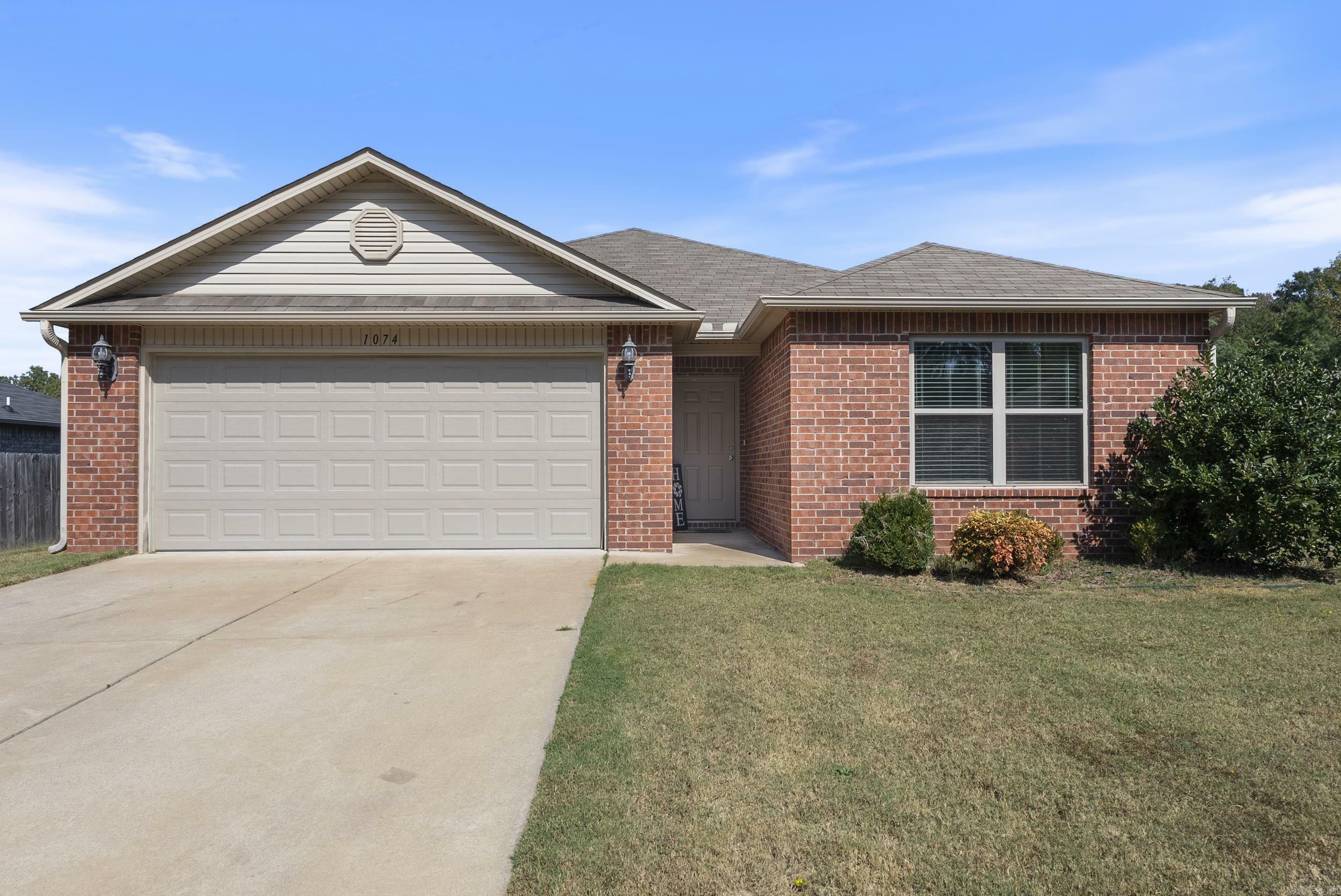 Property Photo:  1074 Meadows Edge Drive  AR 72002 