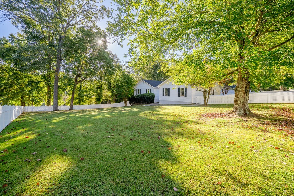 Property Photo:  2056 Woodridge Lane  GA 30721 