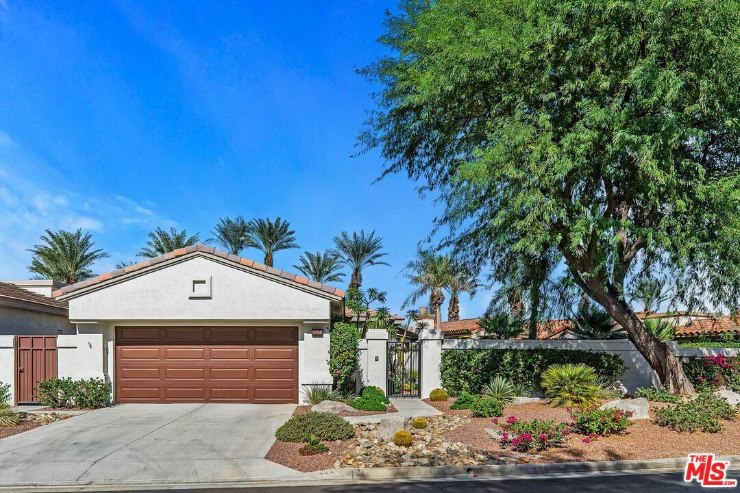 374 Desert Holly Dr  Palm Desert CA 92211 photo