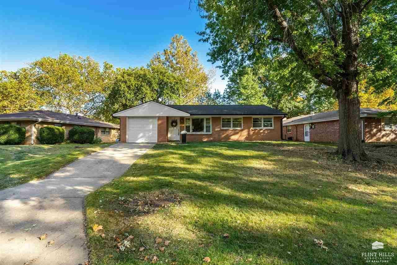 Property Photo:  1764 Cassell Road  KS 66502 