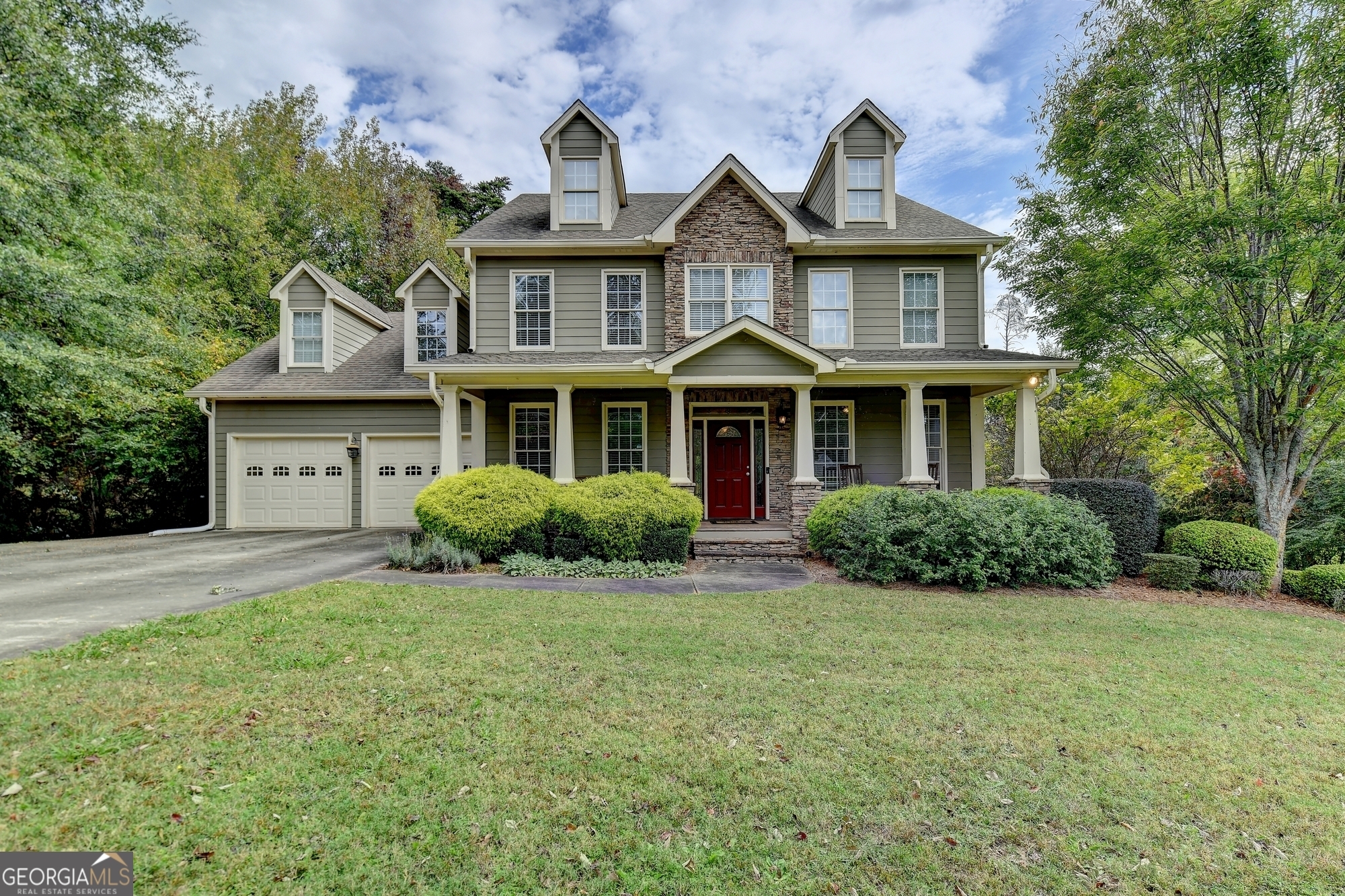 1720 Mountainside Drive  Cumming GA 30040 photo