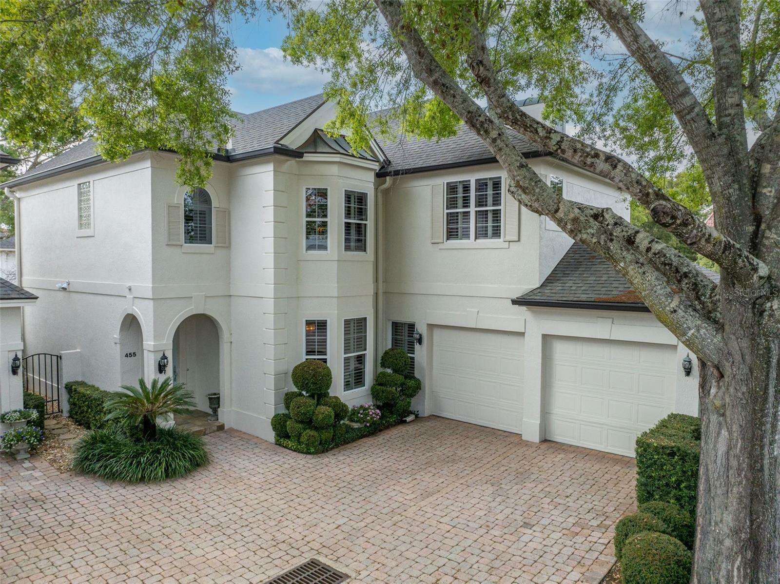 Property Photo:  455 N Interlachen Avenue  FL 32789 