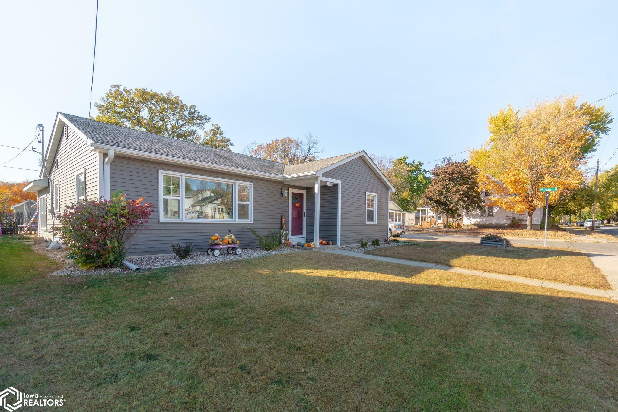 Property Photo:  1432 N Hampshire Avenue  IA 50401 