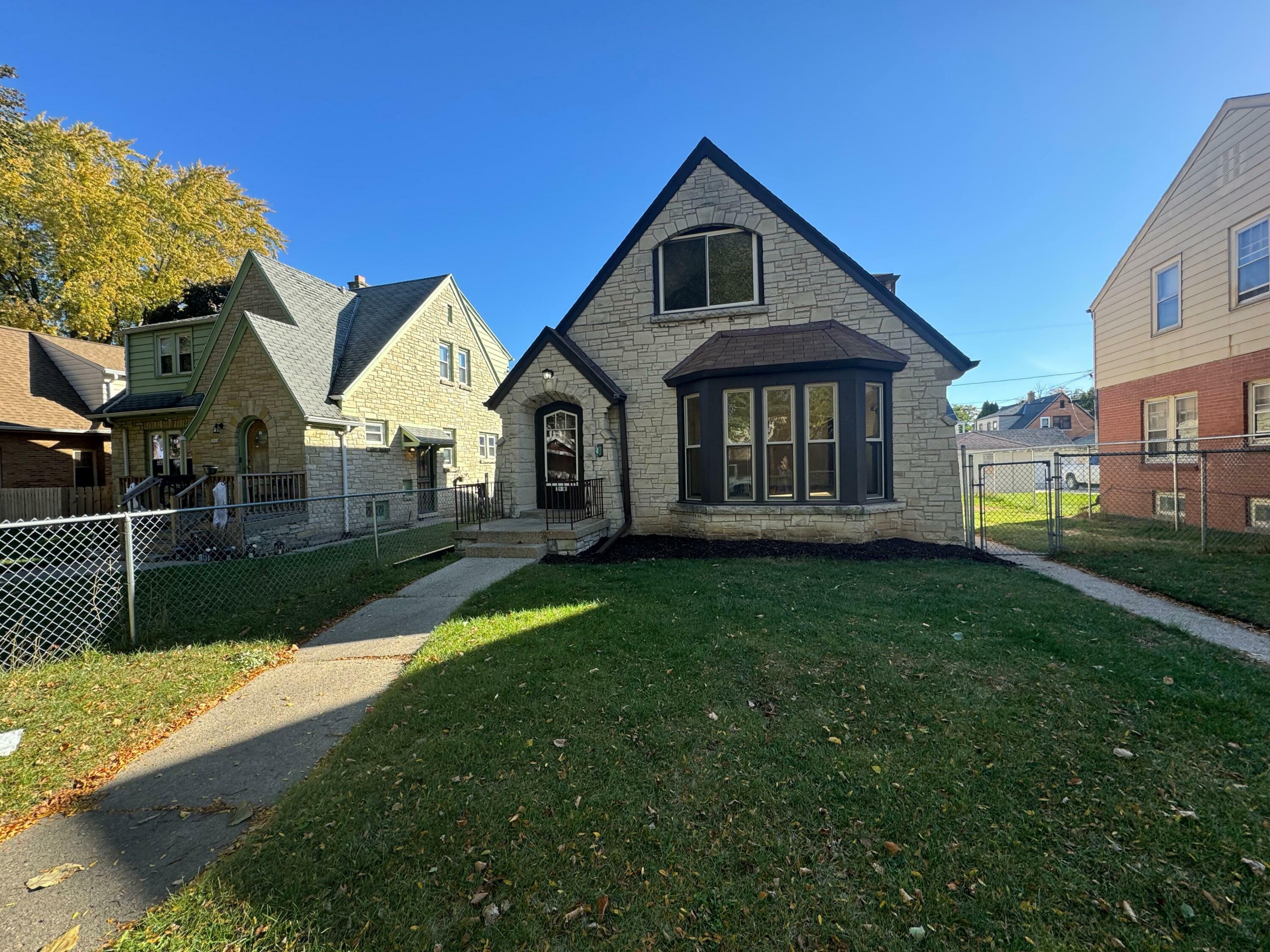 Property Photo:  3910 N 42nd St  WI 53216 