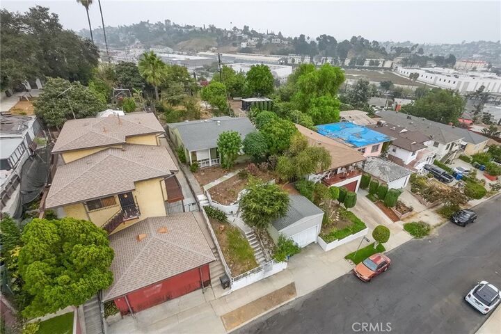 Property Photo: 1862 Del Paso Avenue CA 90032