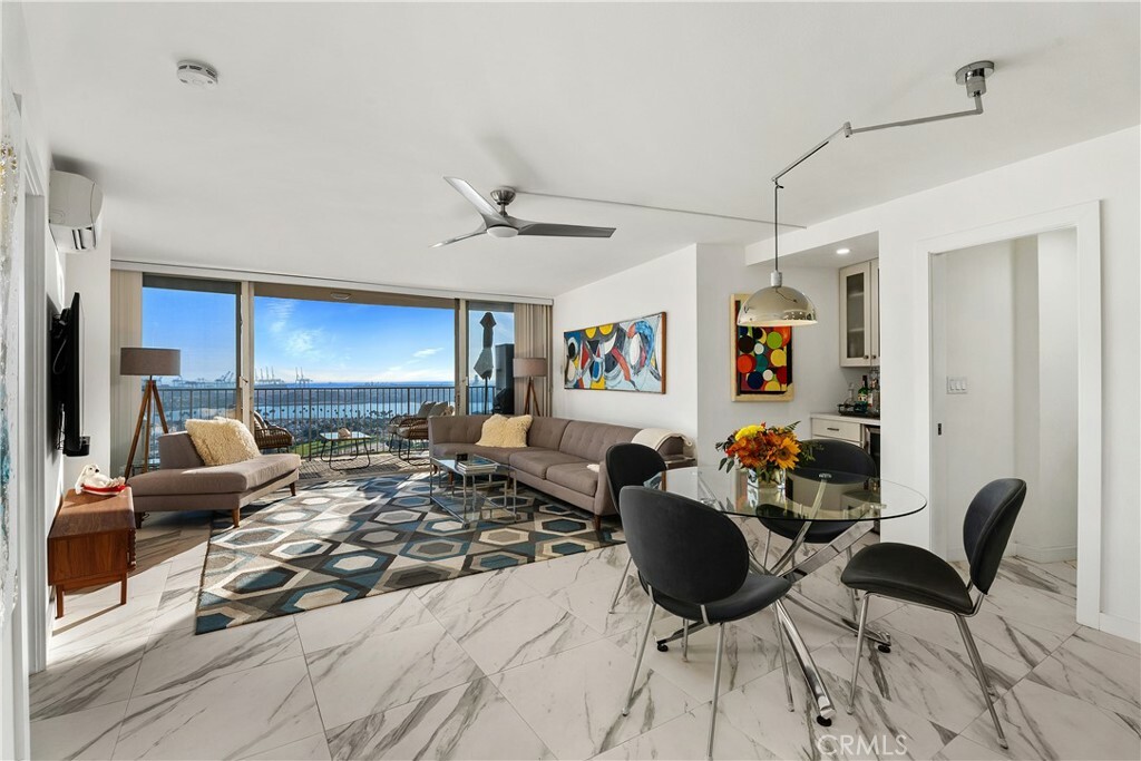 Property Photo:  700 E Ocean Boulevard 2807  CA 90802 