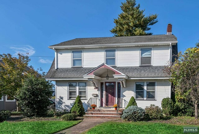 Property Photo:  502 Ramapo Avenue  NJ 07442 