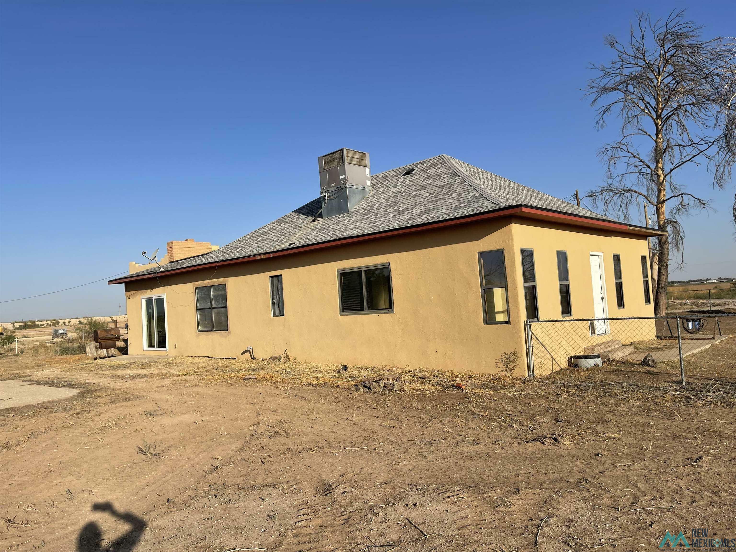 Property Photo: 225 W Derrick Road NM 88220