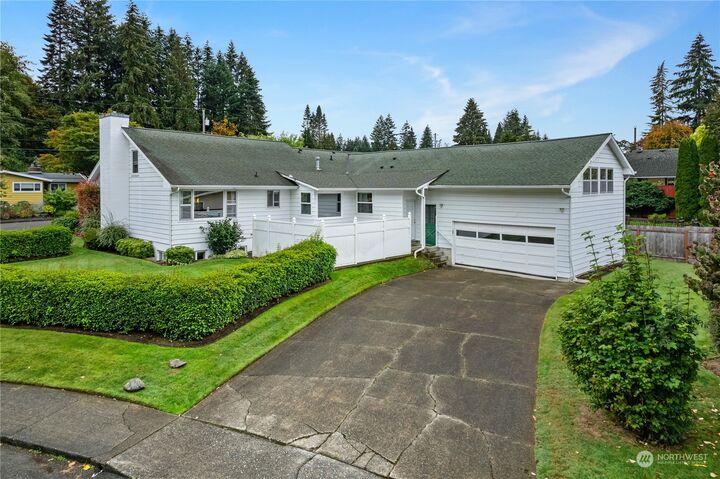 Property Photo:  3044  Edgewood Drive SE  WA 98501 