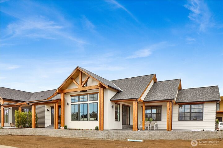 Property Photo: 227 Skipping Stone Loop WA 98264
