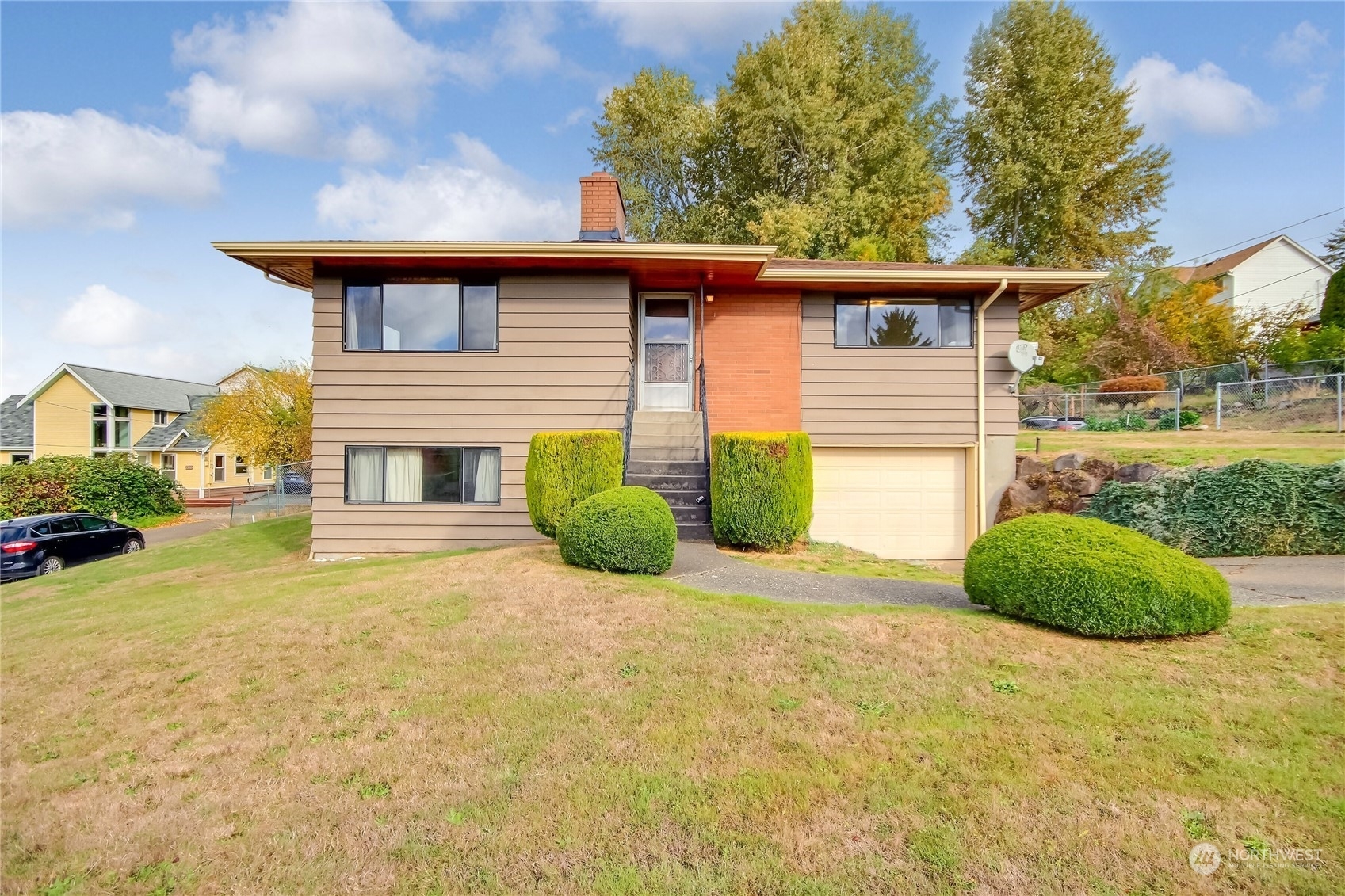 Property Photo: 2334 S Warsaw Street A WA 98108