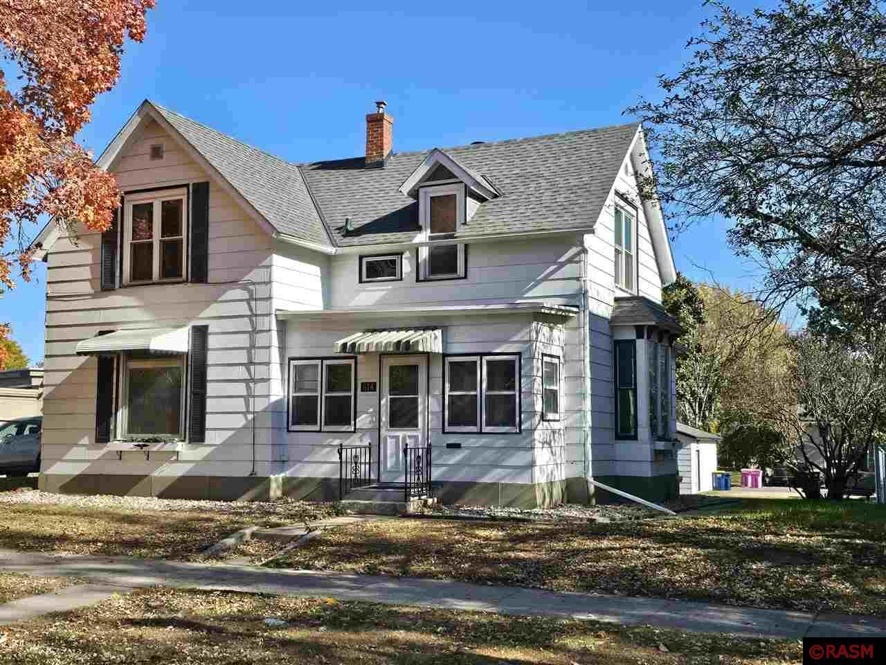Property Photo:  614 N Minnesota Street  MN 56073 