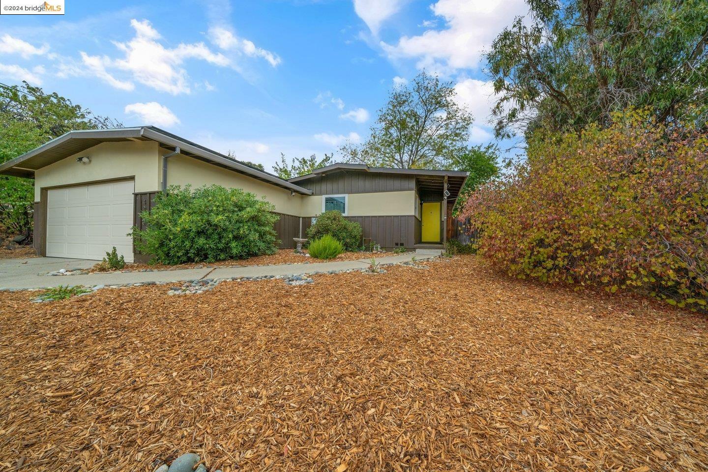 Property Photo:  4230 Heights  CA 94565 