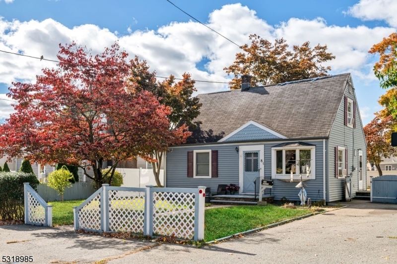 Property Photo: 81 Burnside Pl NJ 07420