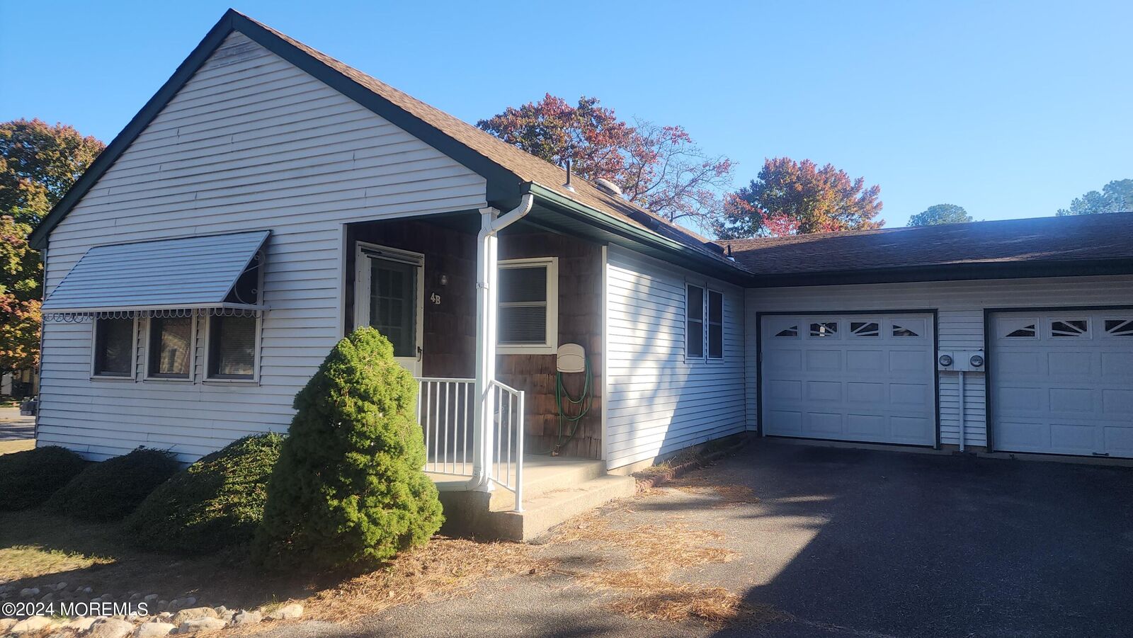 Property Photo:  4 Deerfield Drive B  NJ 08759 