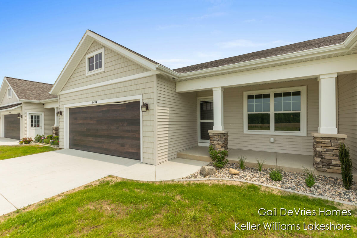 Property Photo:  4494 Meadow Pond Way  MI 49419 