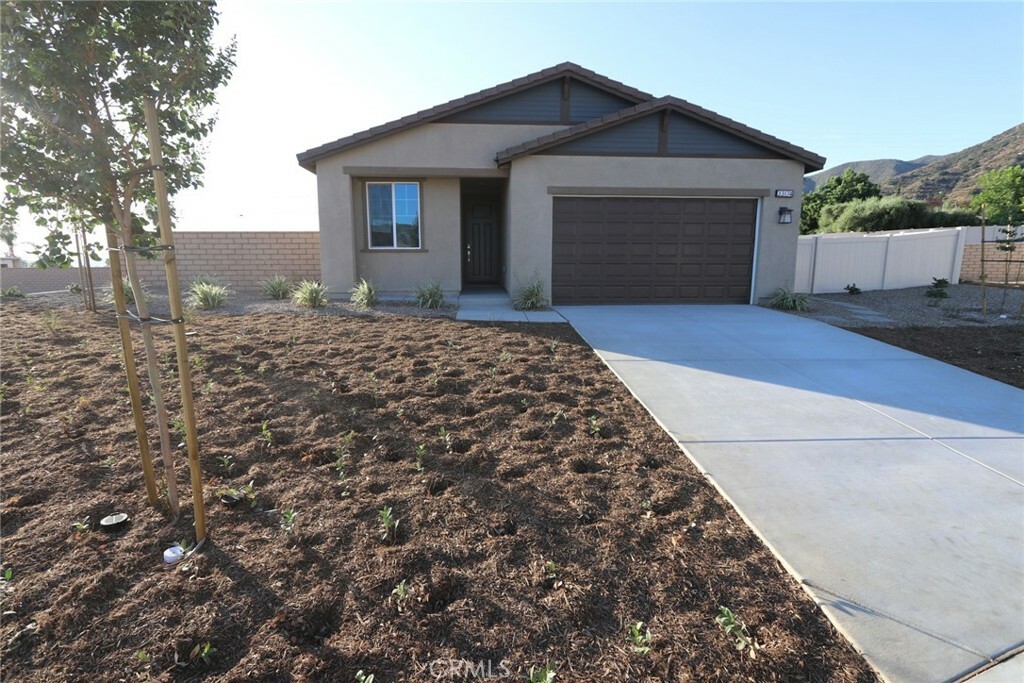 Property Photo:  33174 Daylight Court  CA 92530 