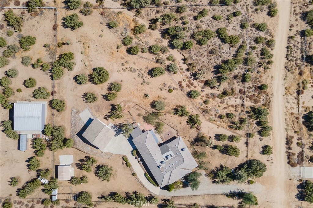Property Photo: 1074 Tamarack Road CA 92372