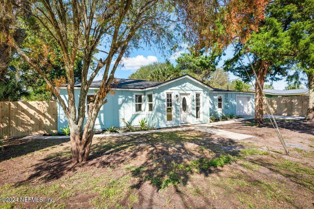 Property Photo:  937 4th Avenue S  FL 32250 