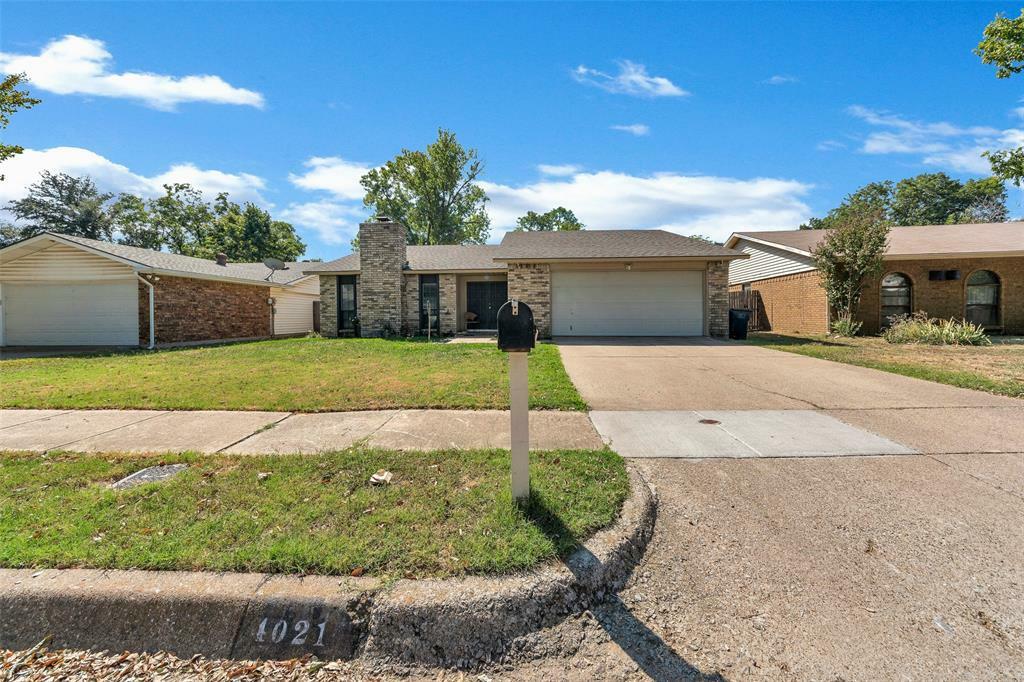 Property Photo:  4021 Horizon Place  TX 76133 