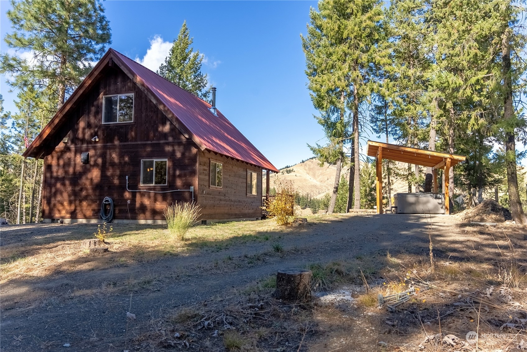 Property Photo:  21 N Airstrip Road  WA 98856 