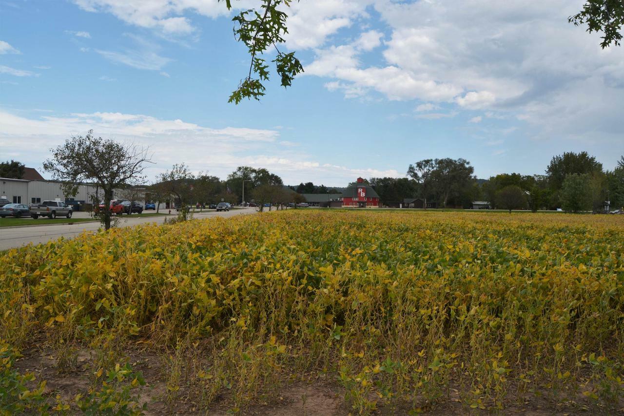 Property Photo:  Lot 31 Sommerset Road  WI 53588 