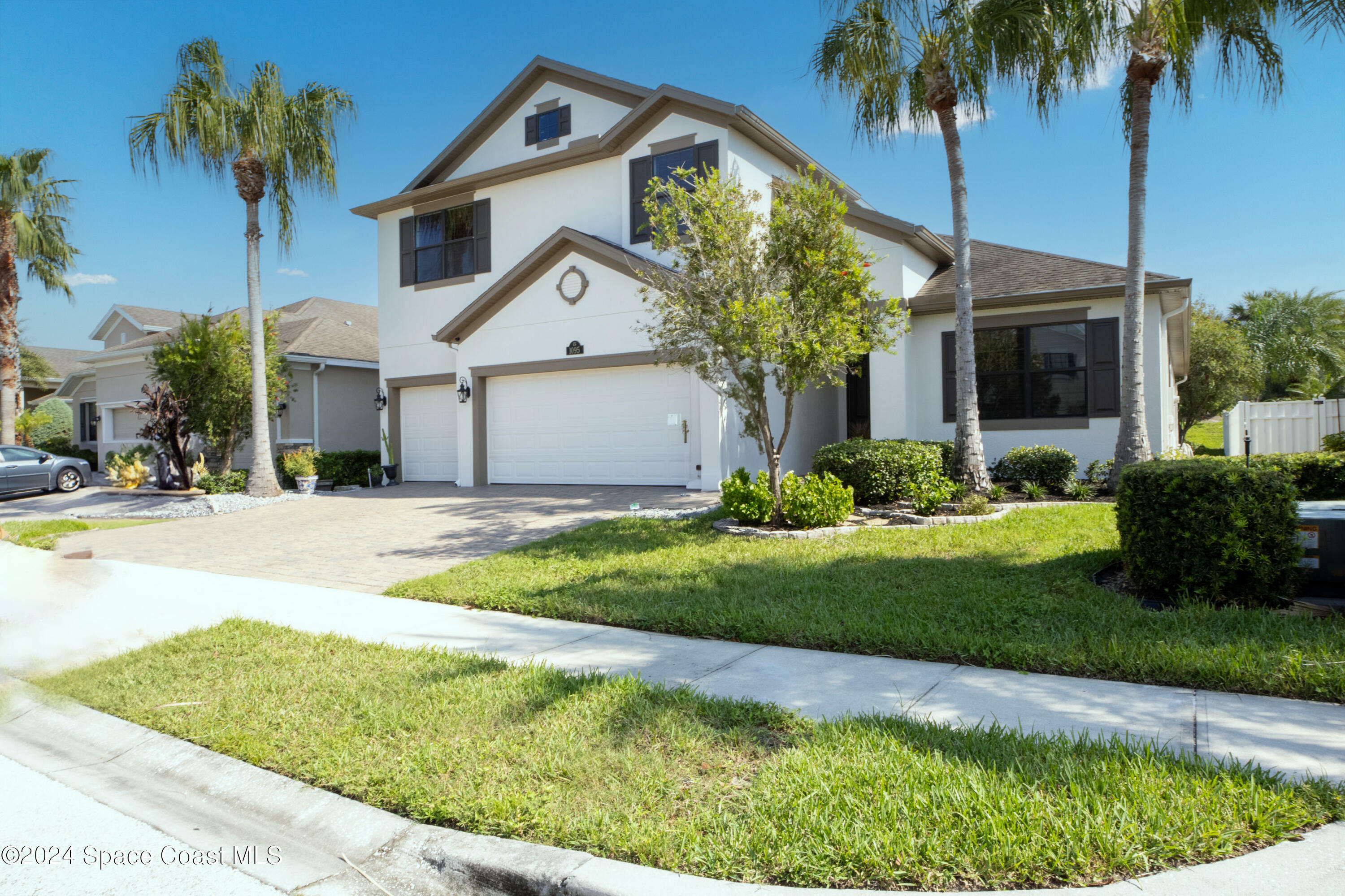 Property Photo:  1095 Shiloh Drive  FL 32940 