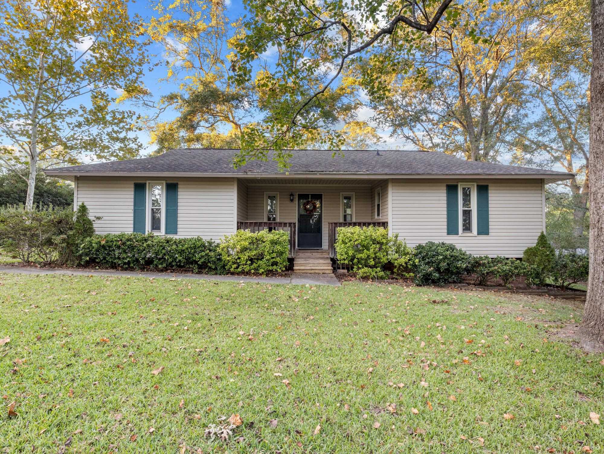 Property Photo:  203 Seminole Drive  SC 29680 