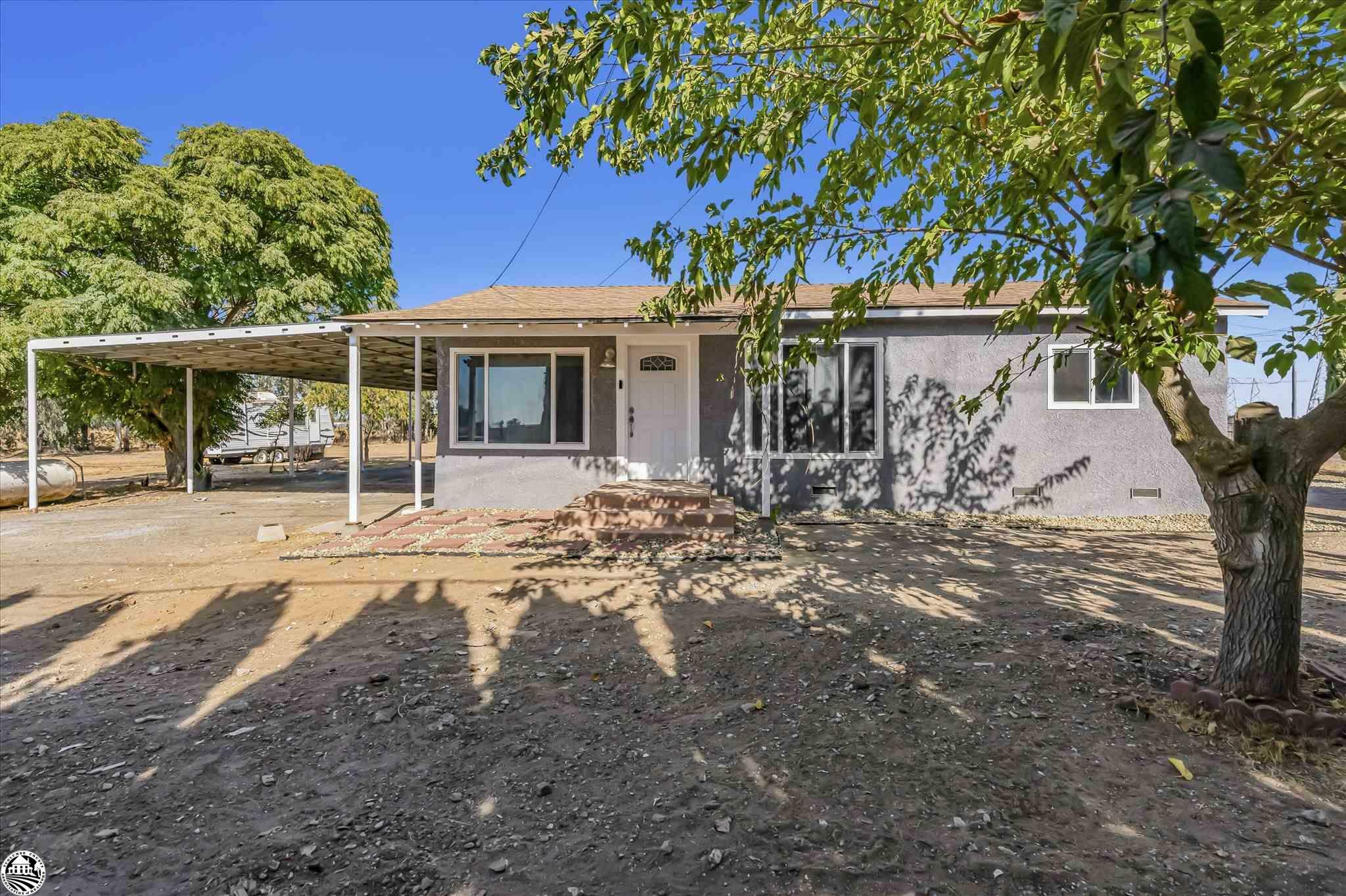 Property Photo:  16138 Raymond Road  CA 93638 