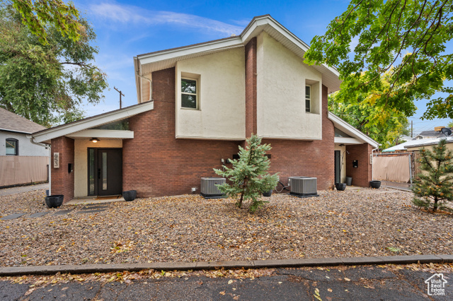 Property Photo:  653 S Iverson St E  UT 84111 