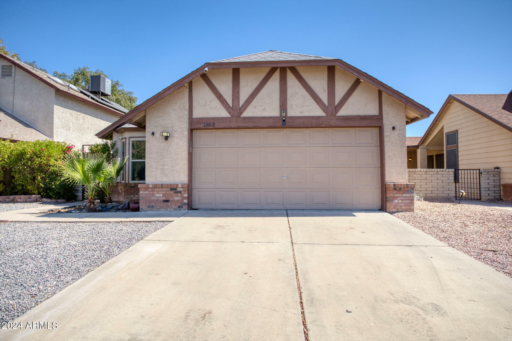 Property Photo:  1863 S Hall Street  AZ 85204 