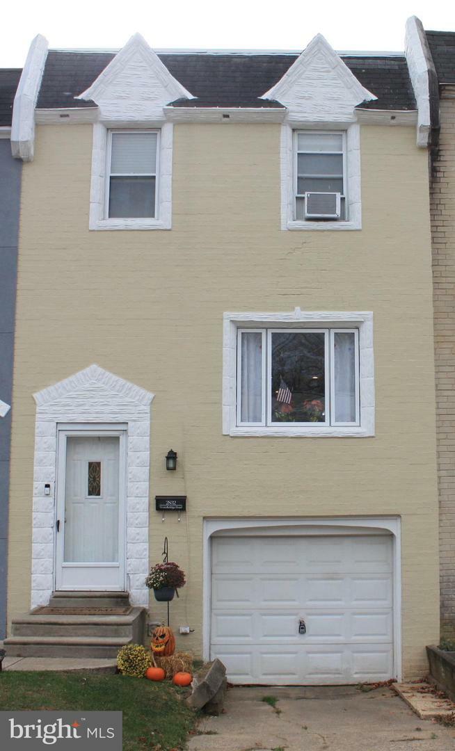 Property Photo:  2832 Woodbridge Road  PA 19114 