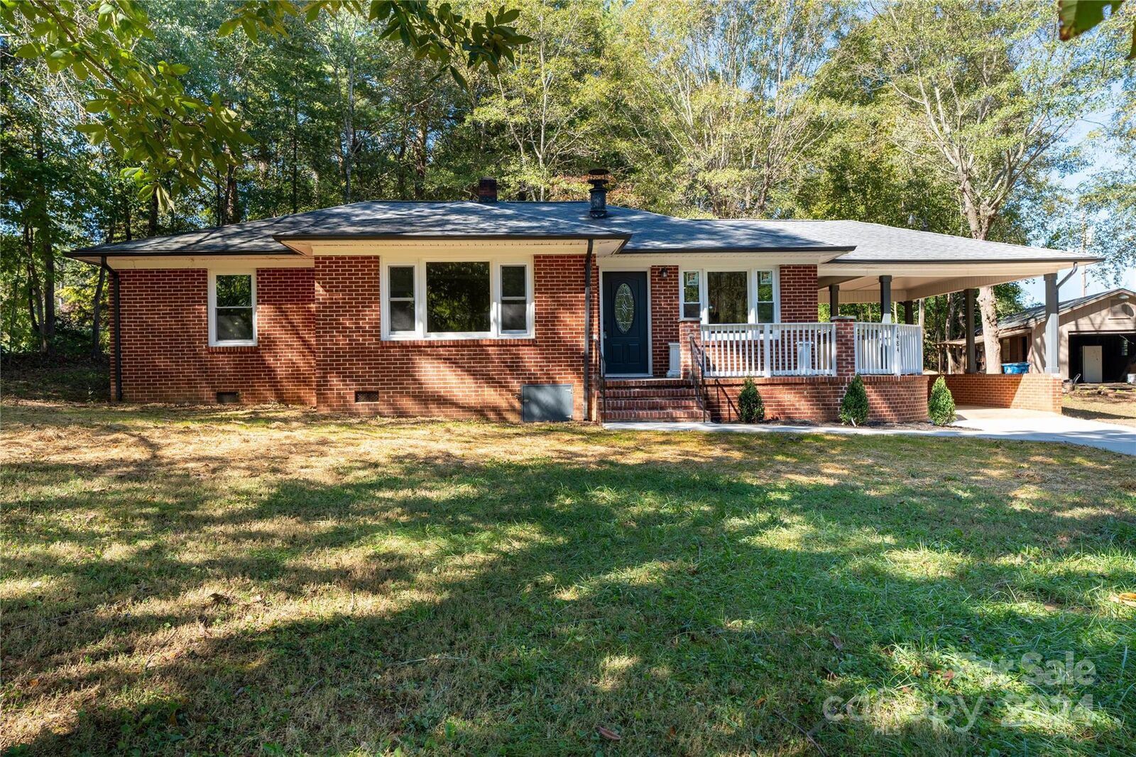 Property Photo:  1484 Redbud Road  NC 28092 