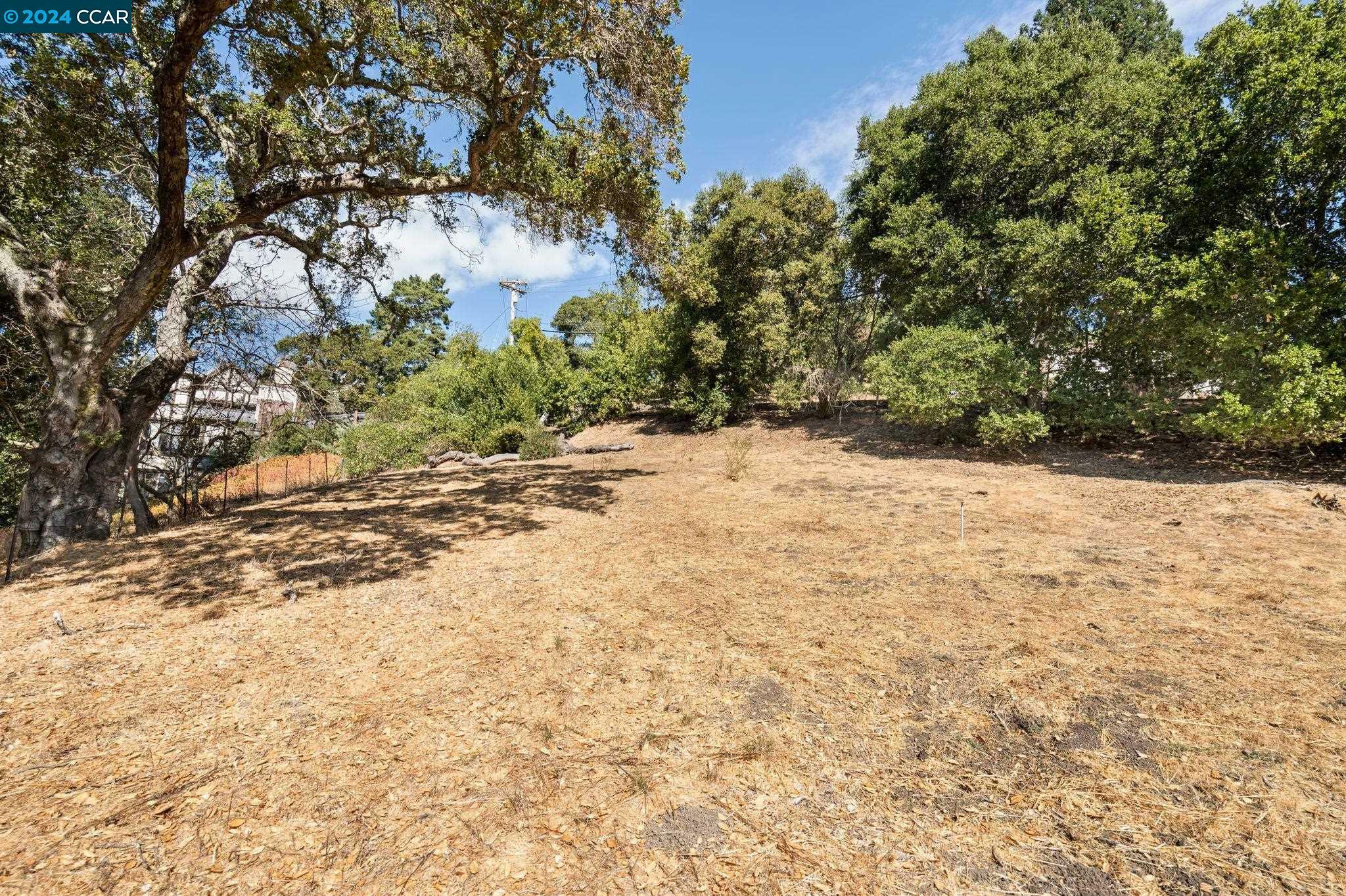 Property Photo:  9 Charles Hill Rd  CA 94563 