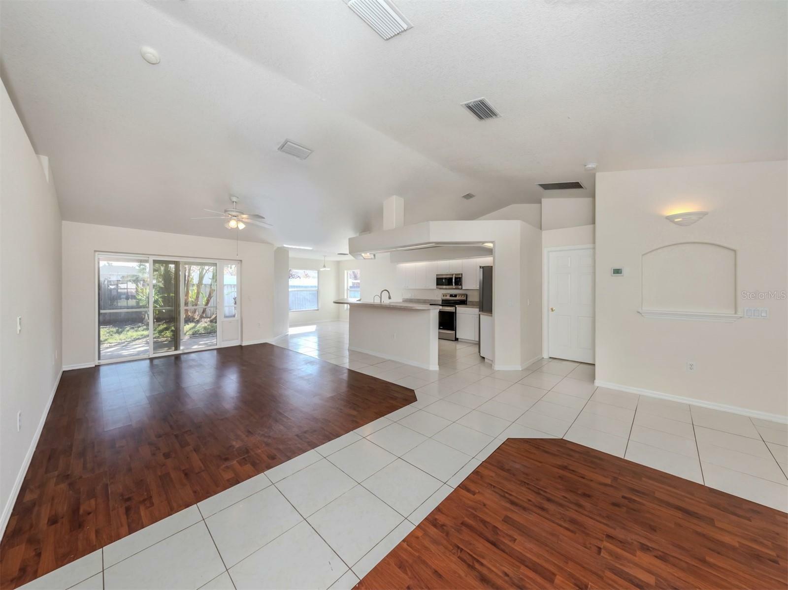 Property Photo:  5331 Citadel Road  FL 34293 