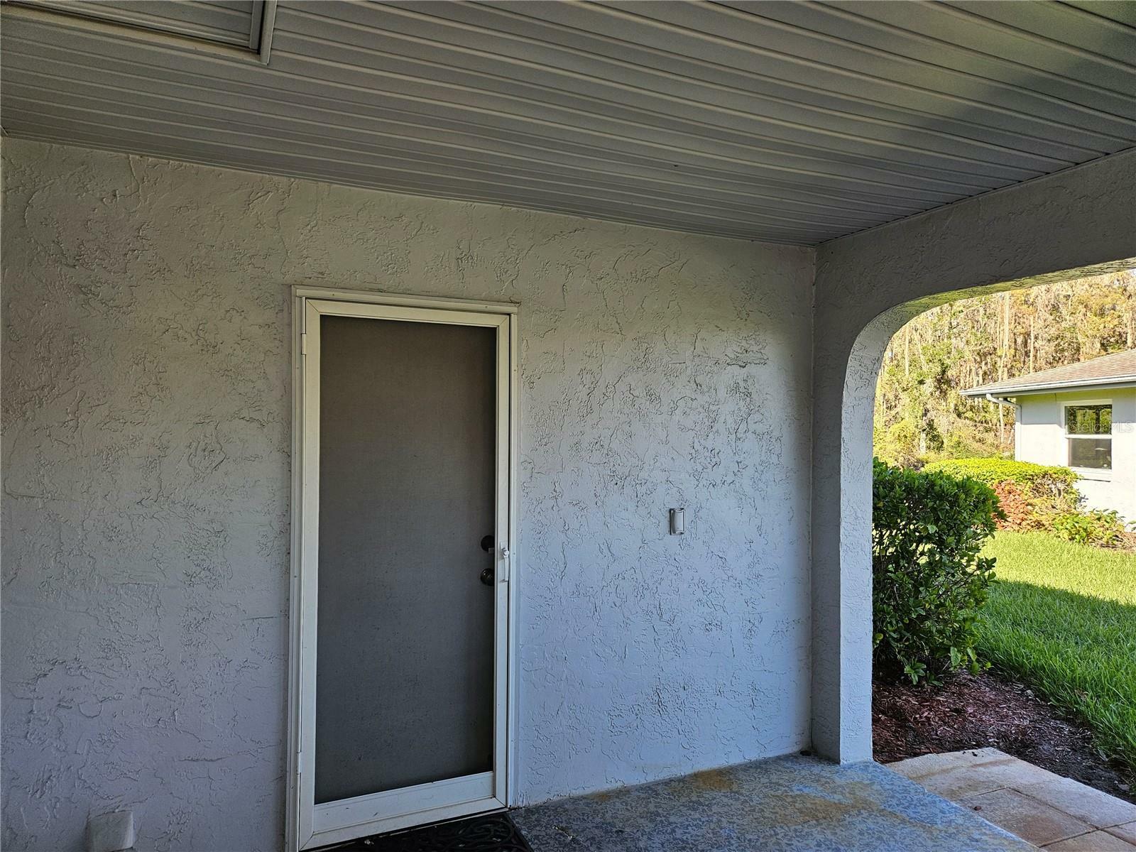 Property Photo:  2020 Heathfield Circle  FL 33573 