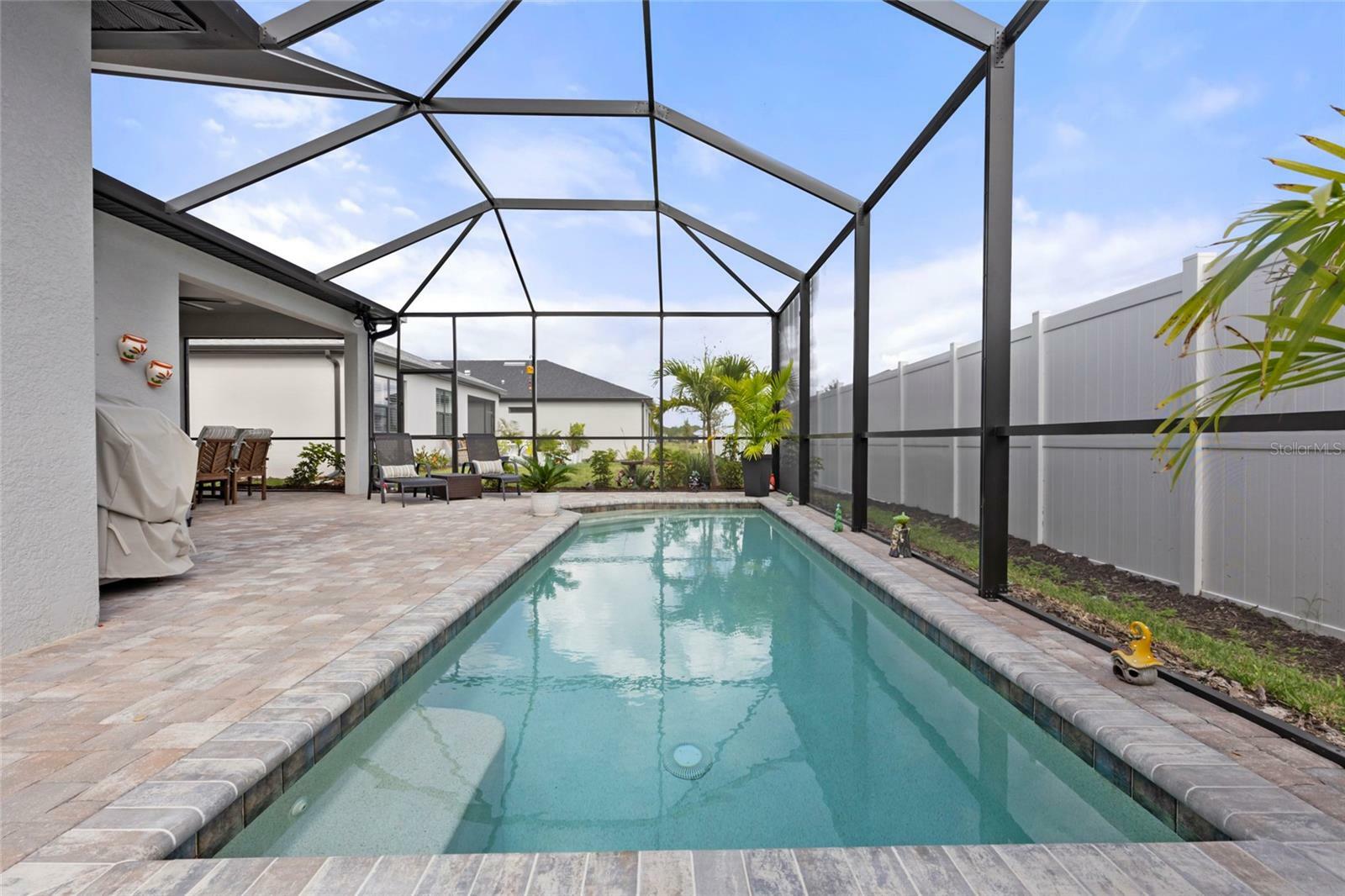 Property Photo:  2187 Darley Oak Way  FL 34289 