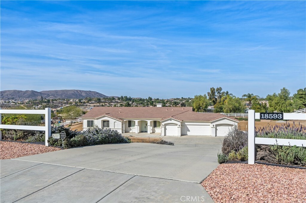 Property Photo:  18593 Fort Lauder Lane  CA 92570 