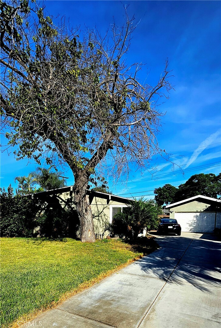 Property Photo:  11605 Nan Street  CA 90606 